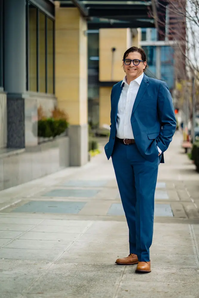 Dr. Angel Lugo Steidel